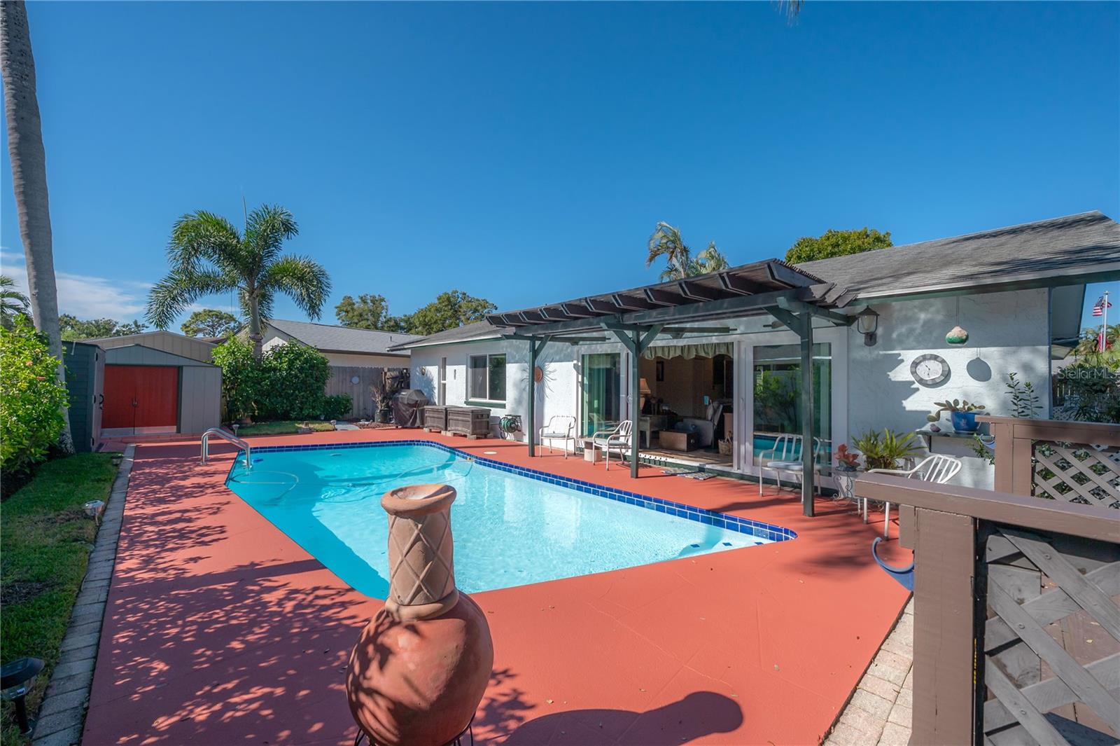 BONNIE GLYNN PH ONE-B - Residential