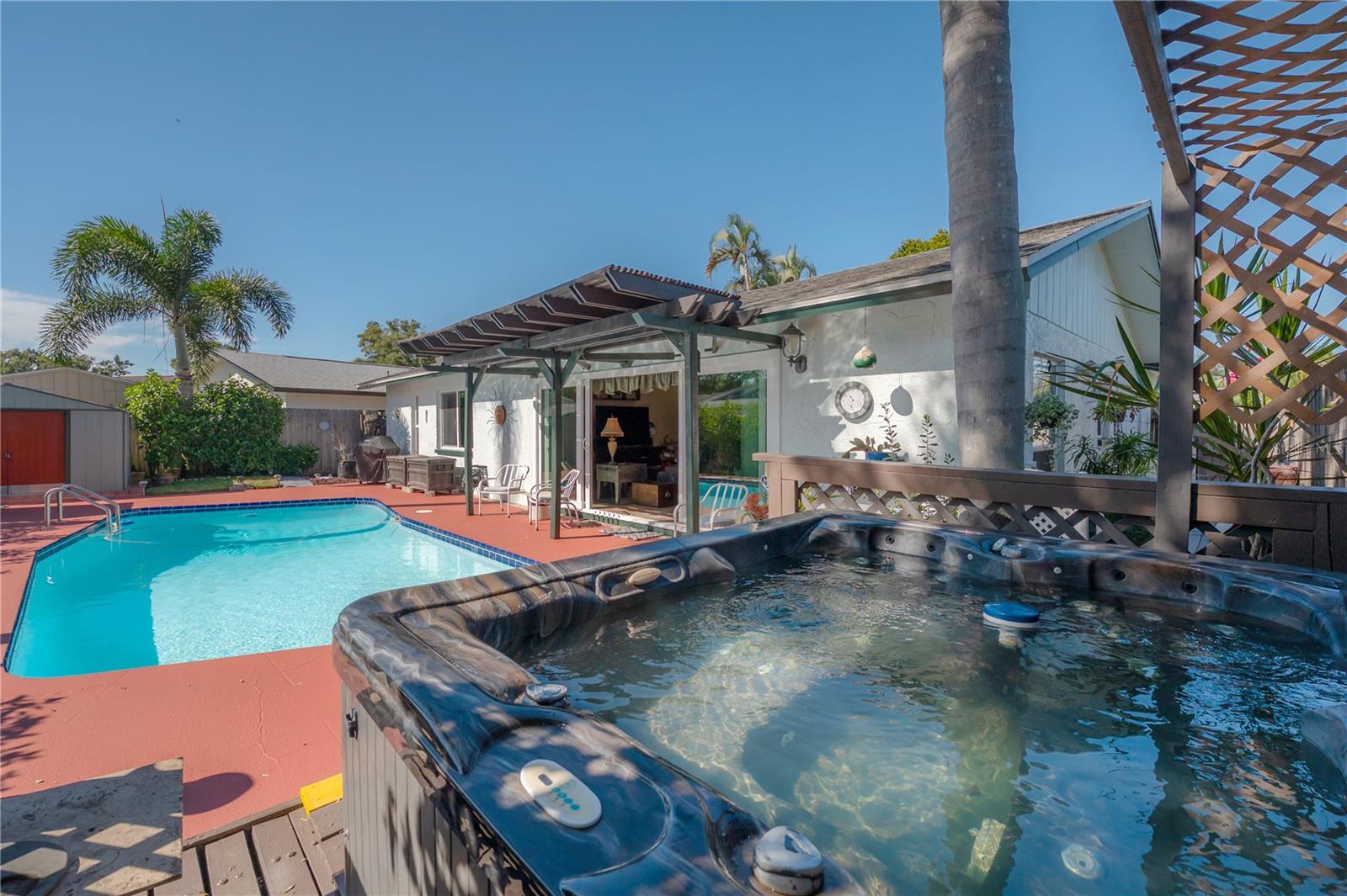 BONNIE GLYNN PH ONE-B - Residential