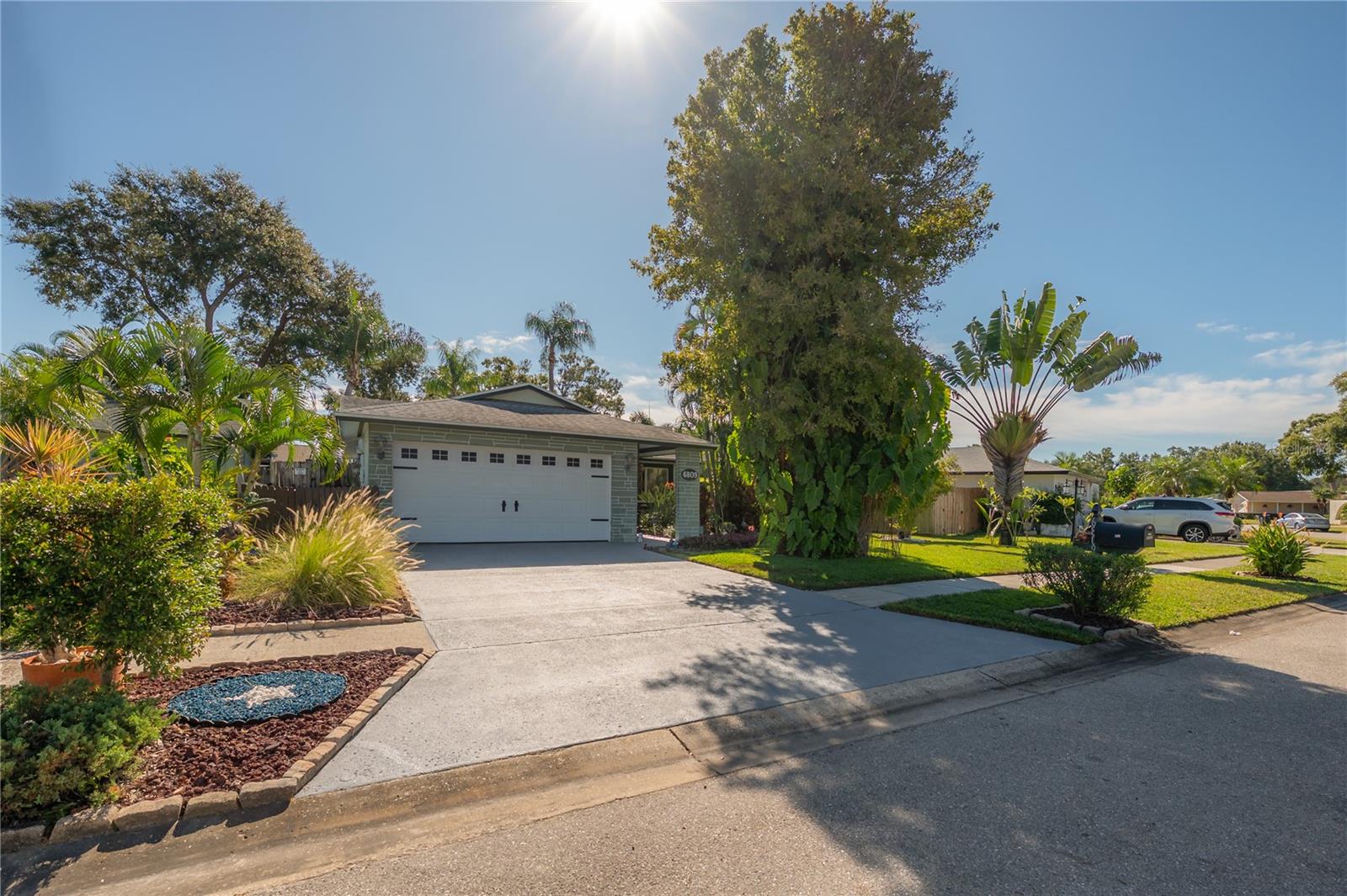 6809 SANDWATER TRAIL N