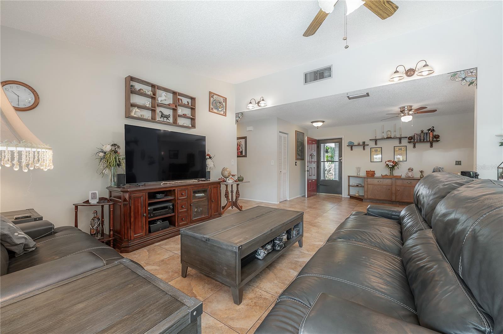 BONNIE GLYNN PH ONE-B - Residential