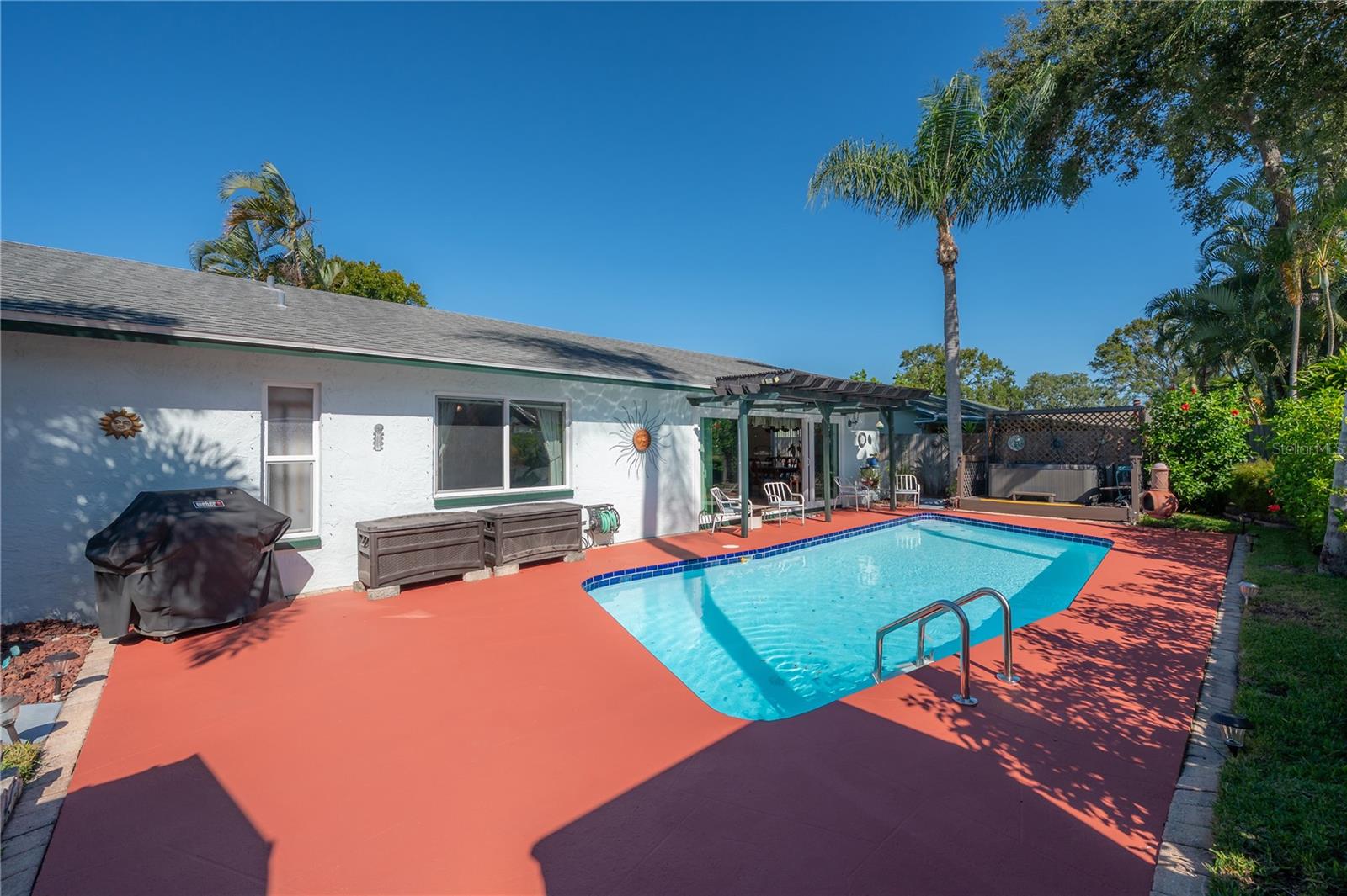 BONNIE GLYNN PH ONE-B - Residential