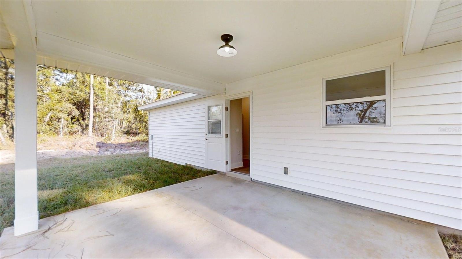 RAINBOW LAKES ESTATES - Residential