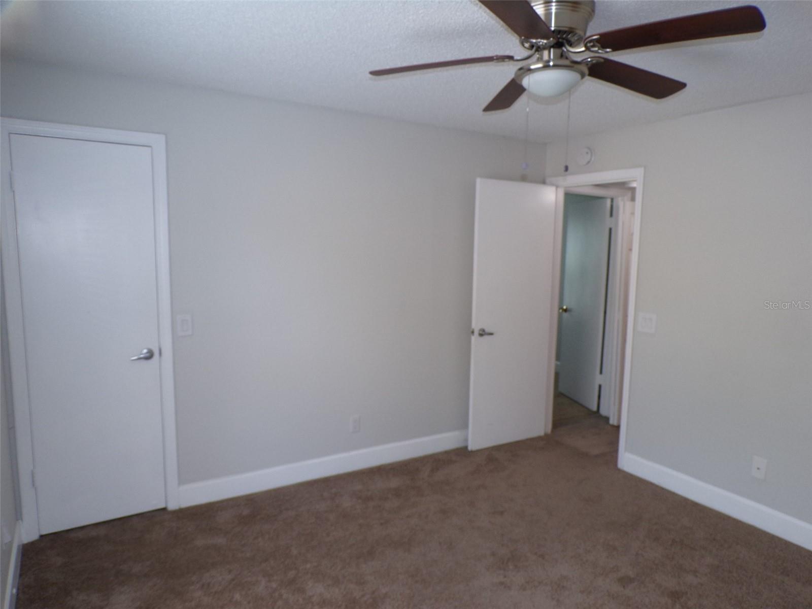 VENETIAN PLACE - Residential Lease