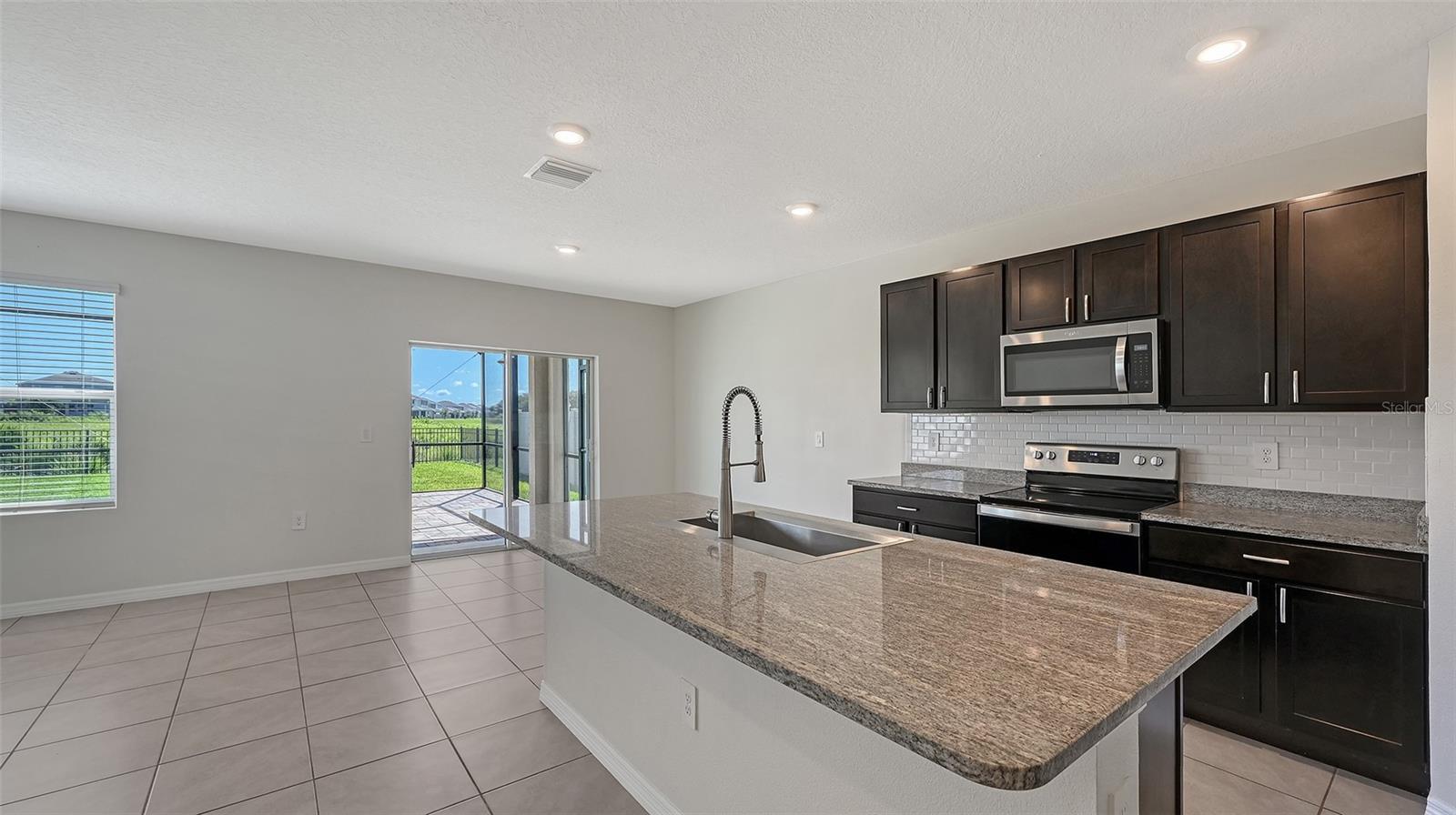 LAKEWOOD RANCH SOLERA PH IA & IB - Residential Lease
