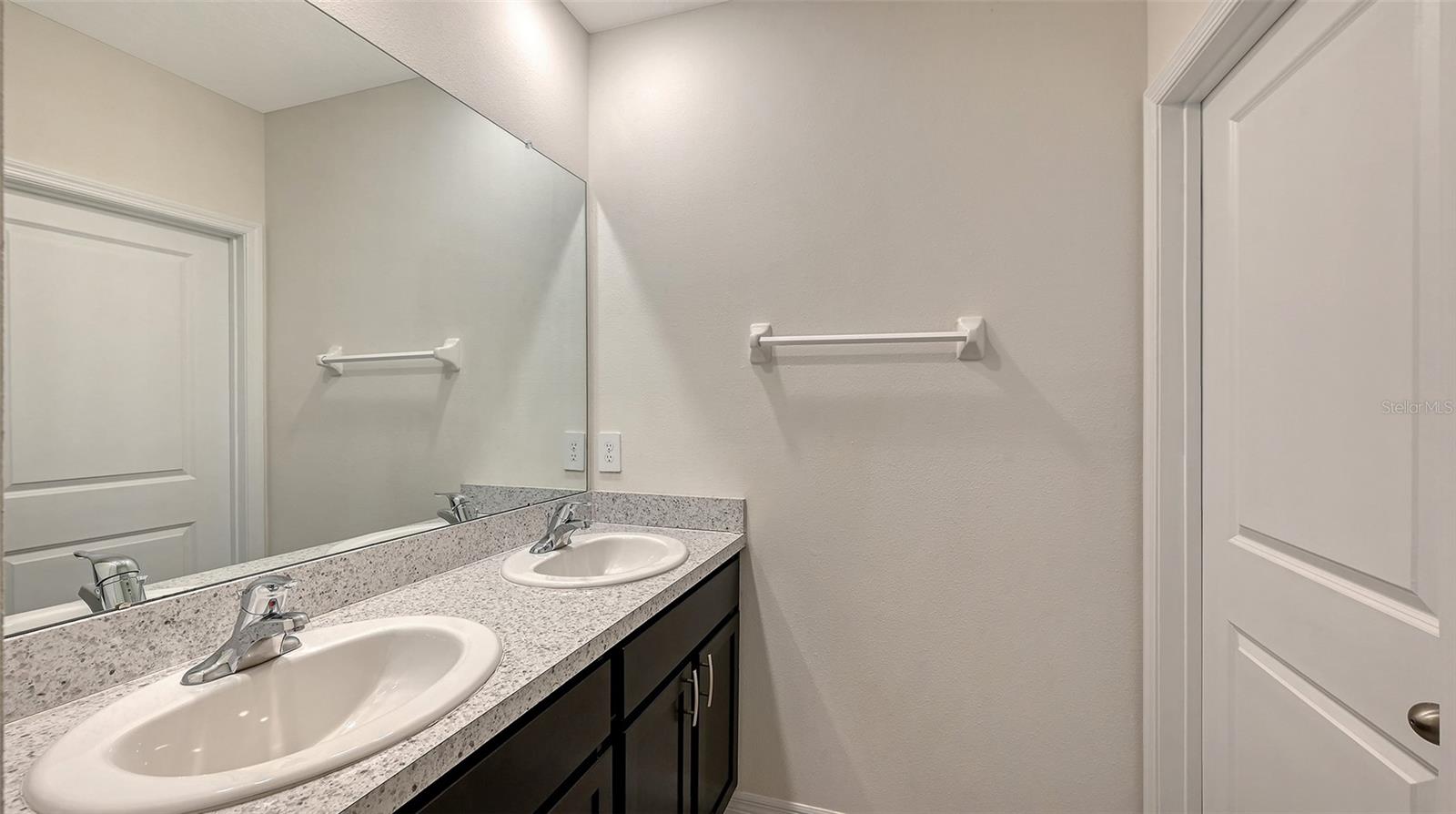LAKEWOOD RANCH SOLERA PH IA & IB - Residential Lease