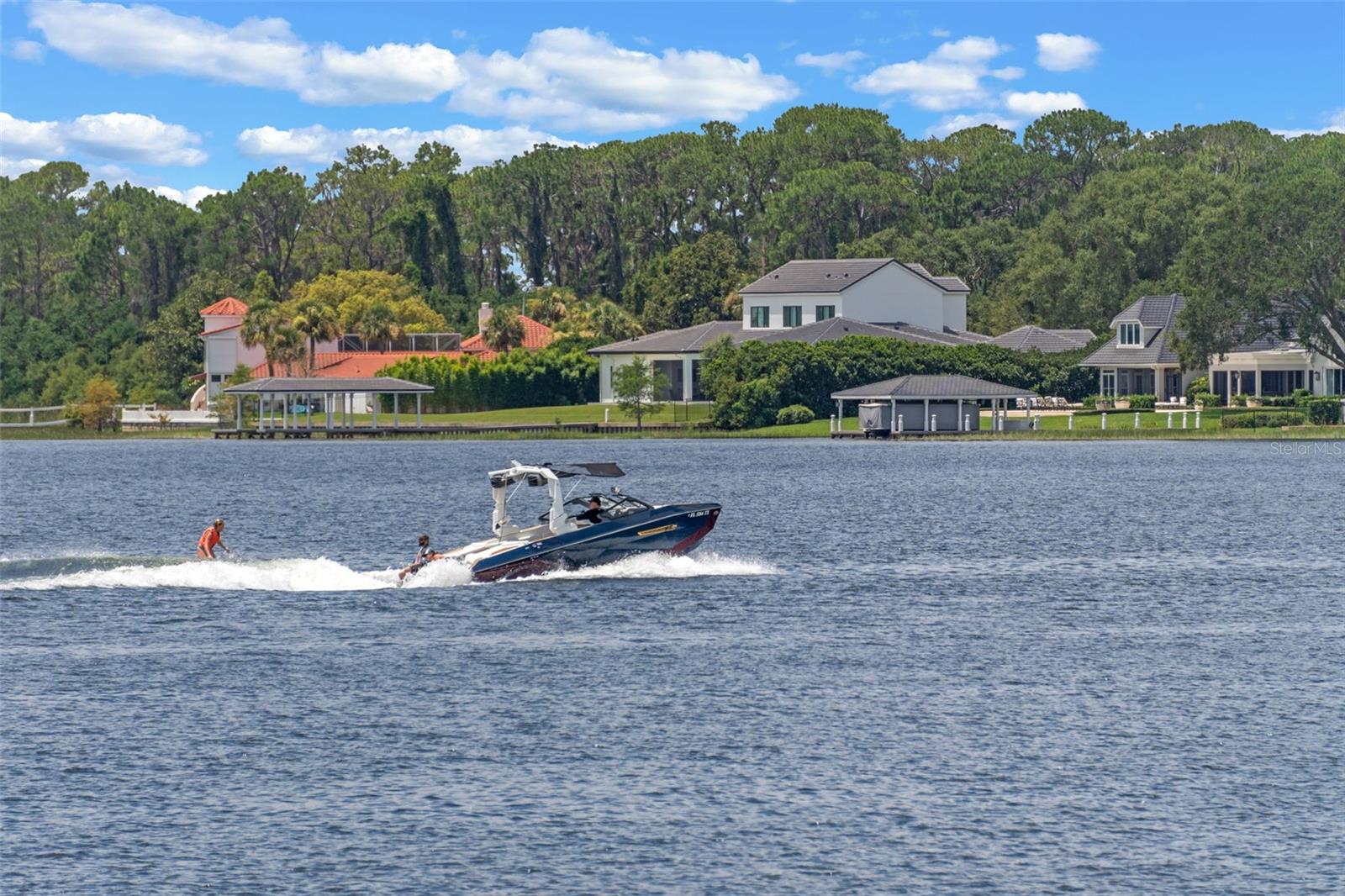 LAKES - Residential