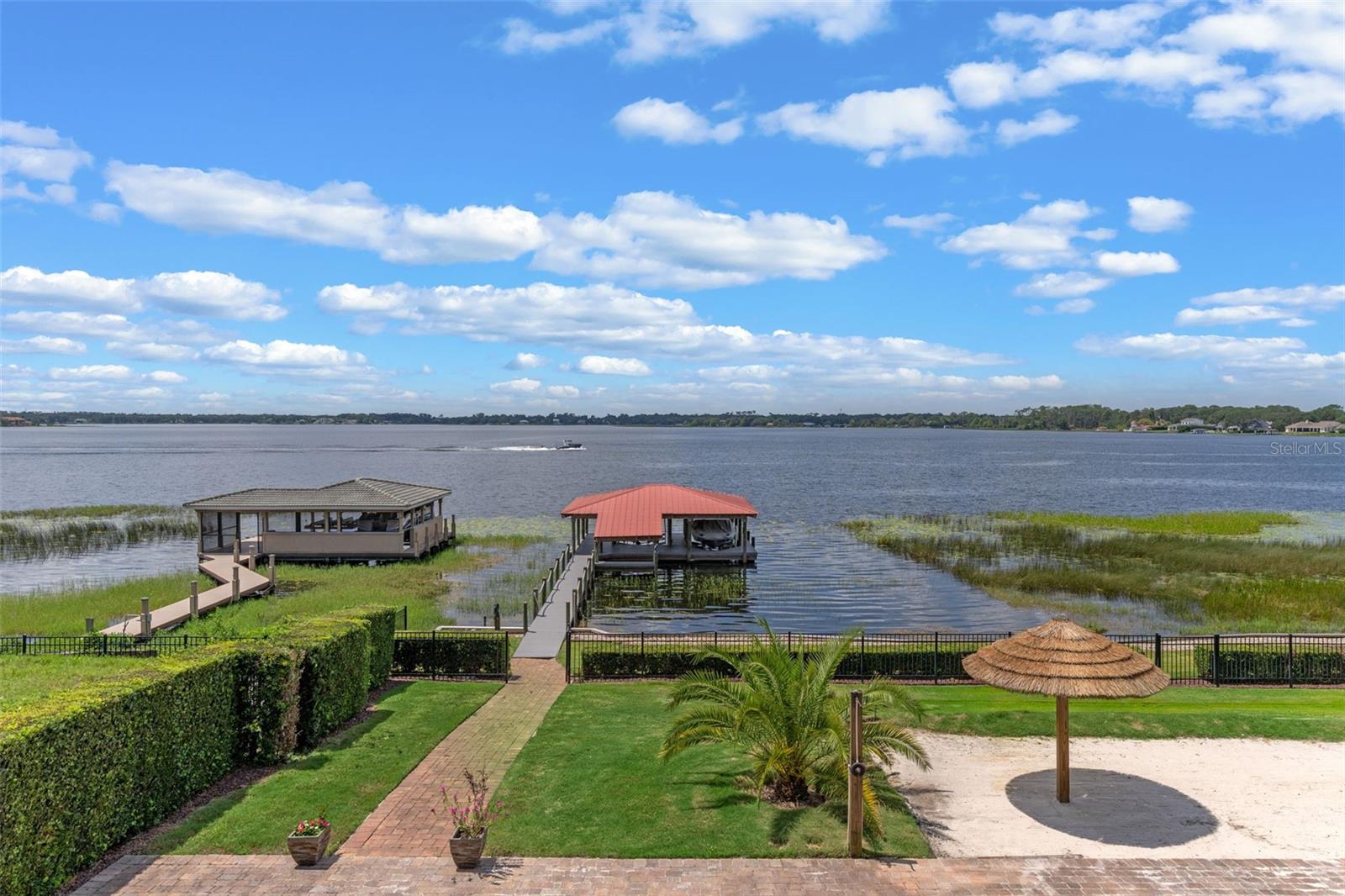 LAKES - Residential