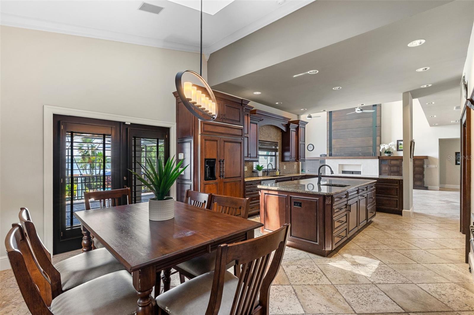 LAKES - Residential