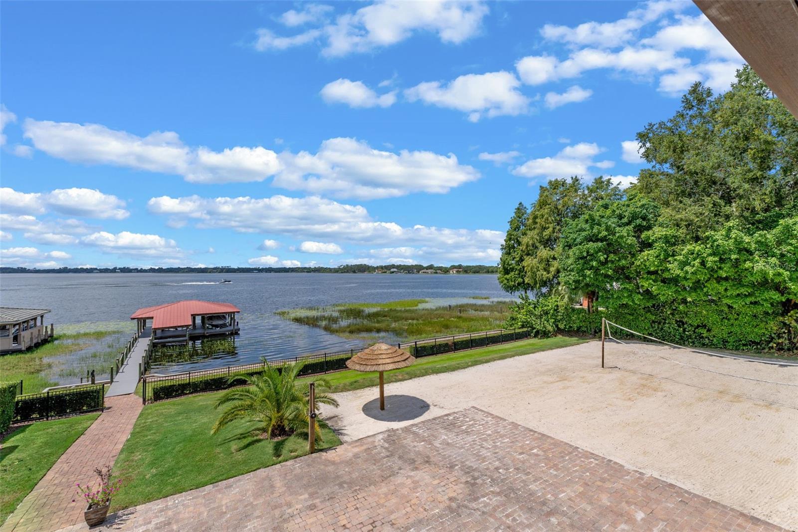 LAKES - Residential
