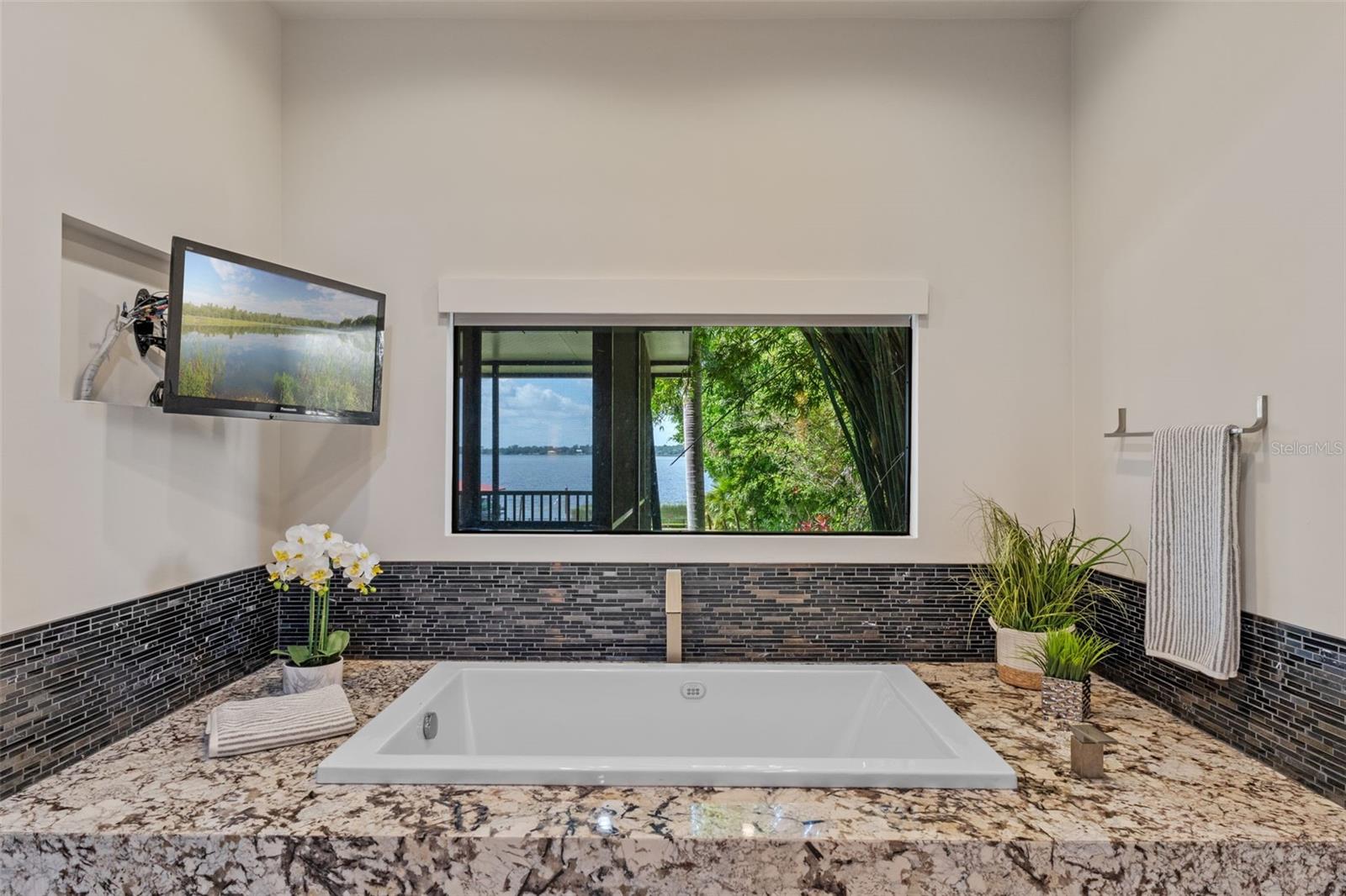 LAKES - Residential