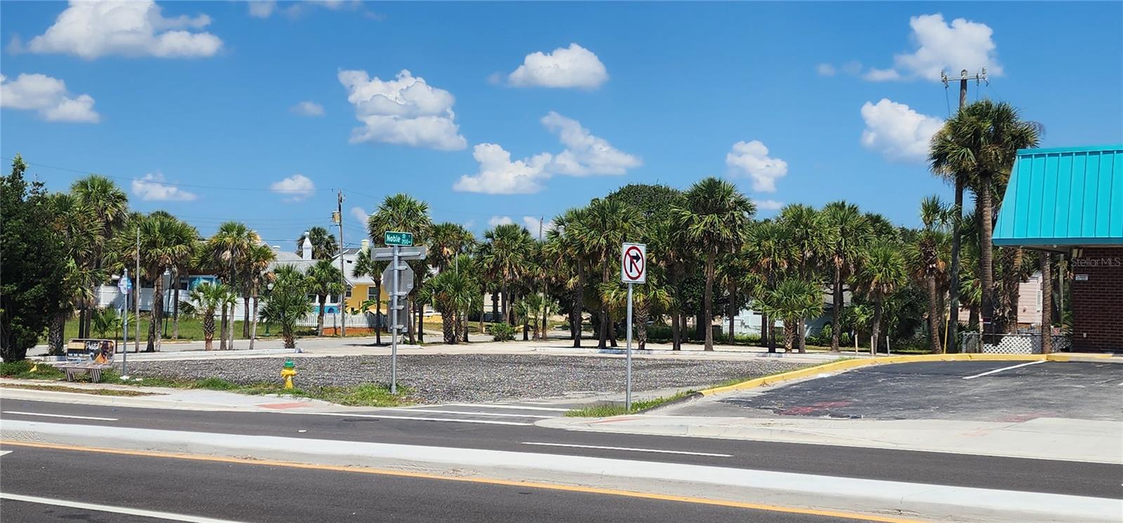 FUQUAYS DAYTONA BEACH - Land