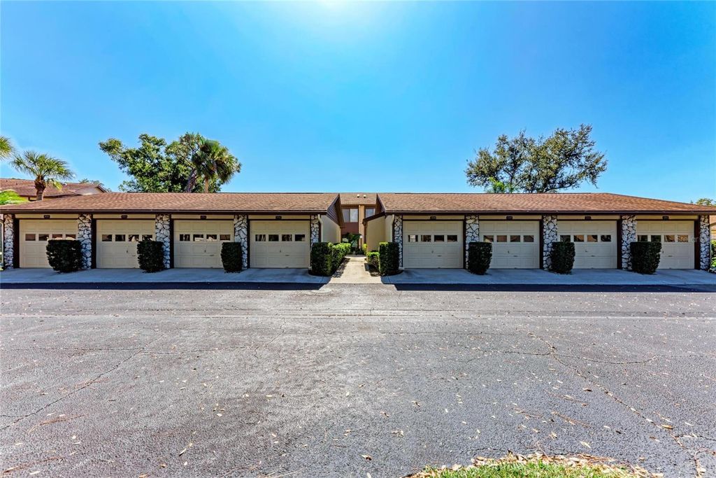 Photo of 5705 Avista Drive #4104, Sarasota, FL 34243 (MLS # S5137352)