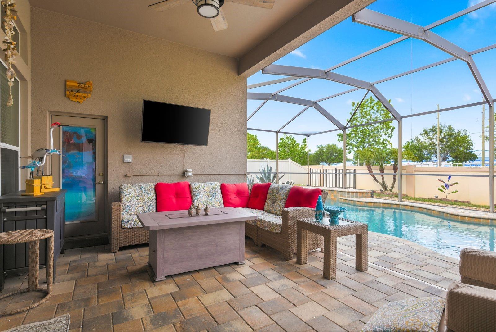 GULFWINDS - Residential