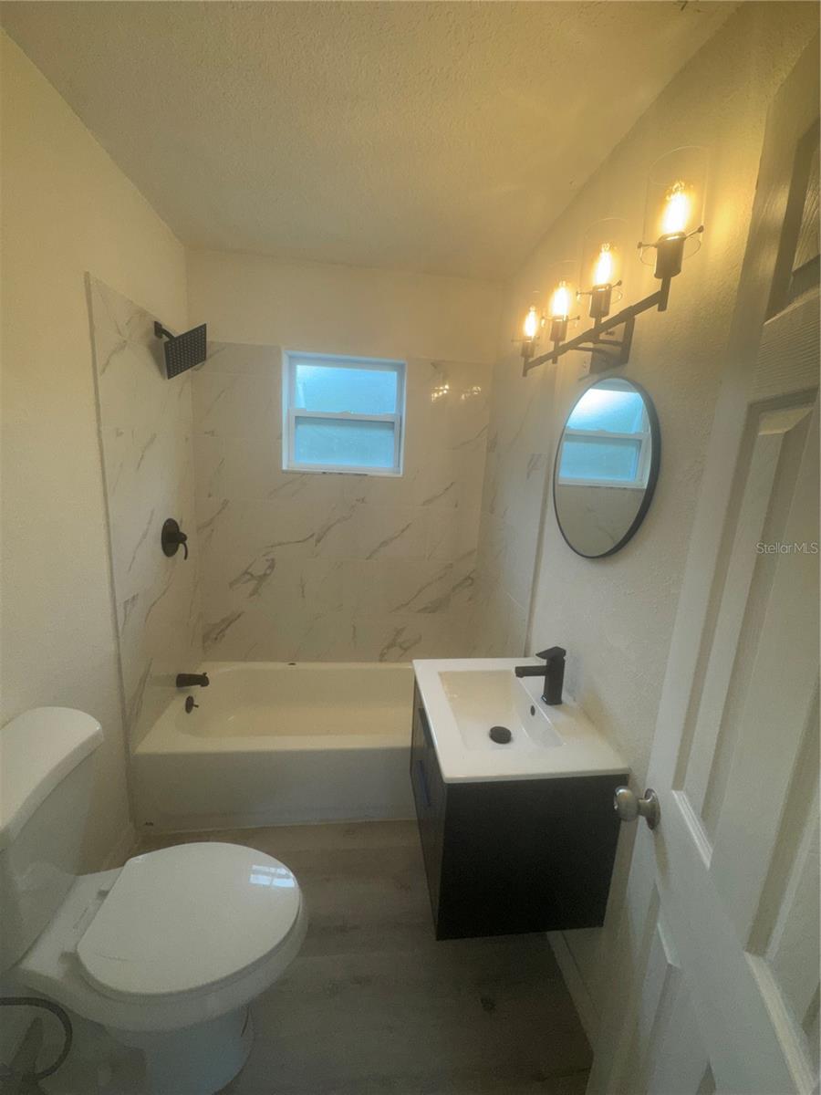 WOODLAND PARK - Residential Lease