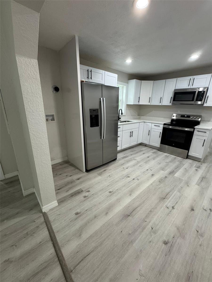 WOODLAND PARK - Residential Lease