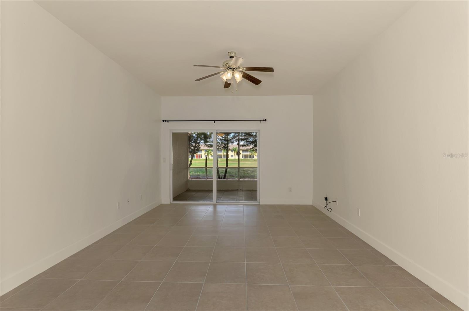 TOWNHOMES DEEP CREEK TR E - Residential