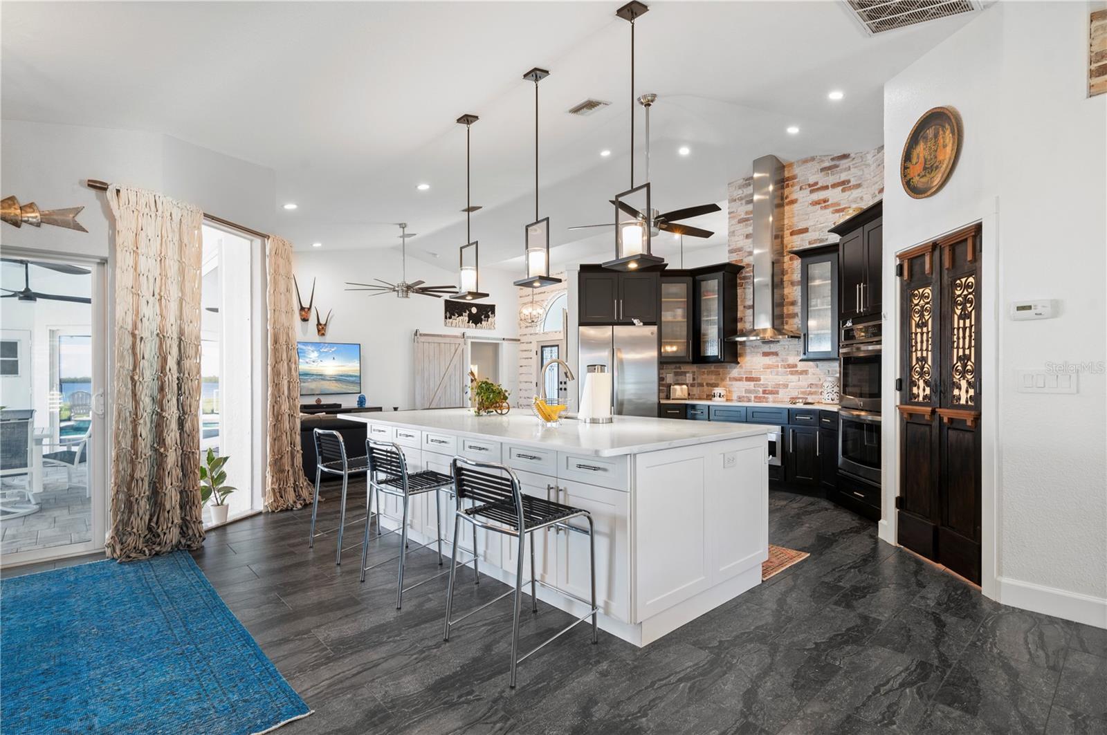 5117 COLLINGSWOOD BOULEVARD