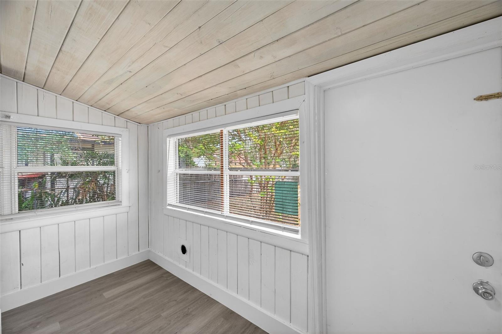 SULPHUR SPGS ADD - Residential