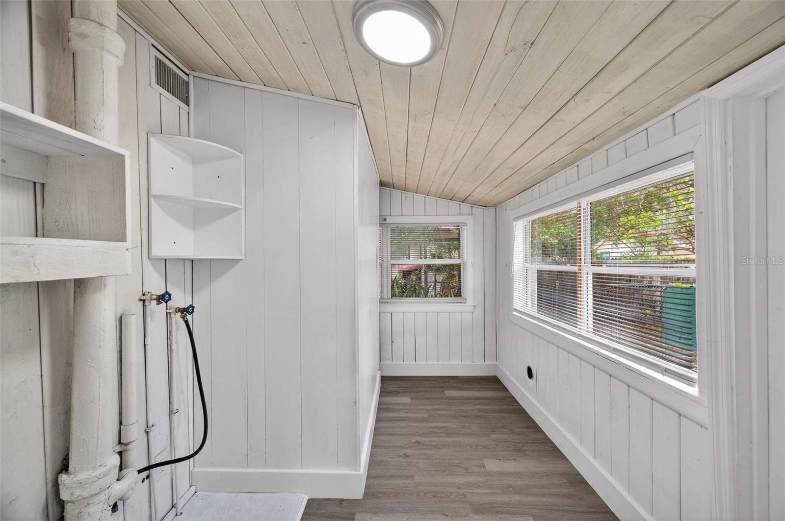 SULPHUR SPGS ADD - Residential