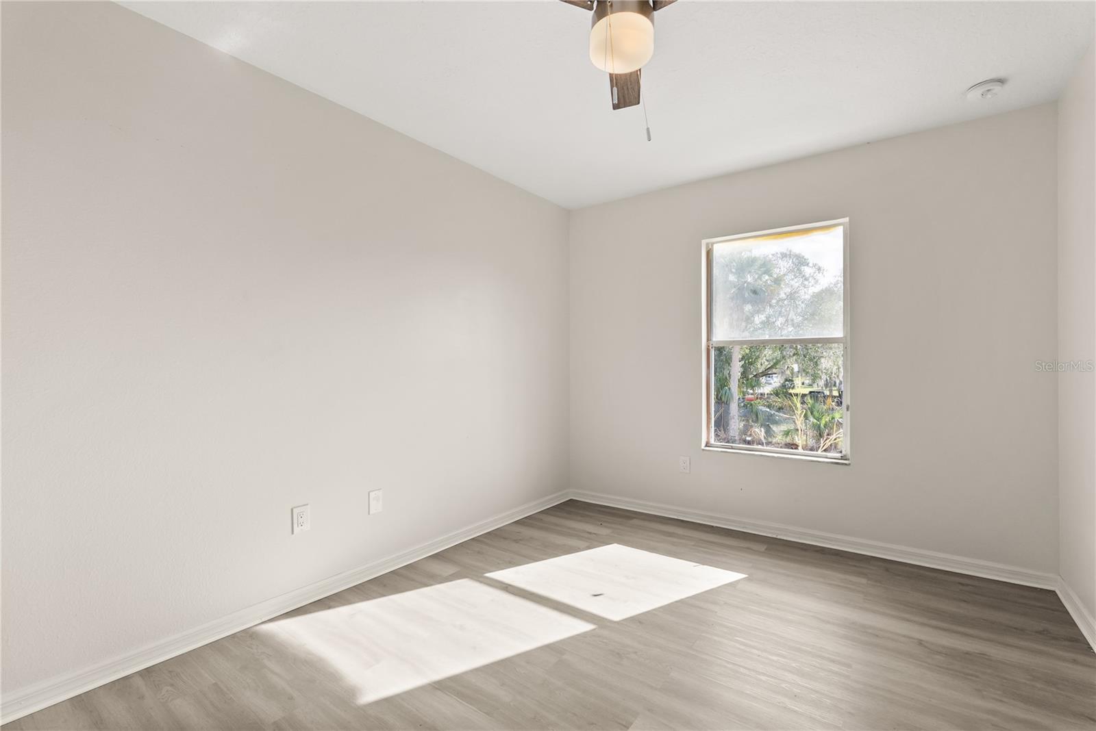 SEMINOLE PARK - Residential Lease