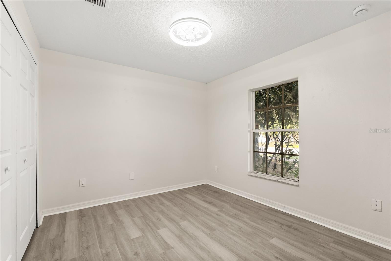 SEMINOLE PARK - Residential Lease