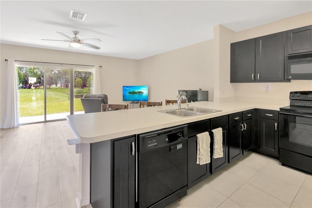 Photo of 12710 Buffalo Run Dr, Gibsonton, FL 33534 (MLS # TB8401533)