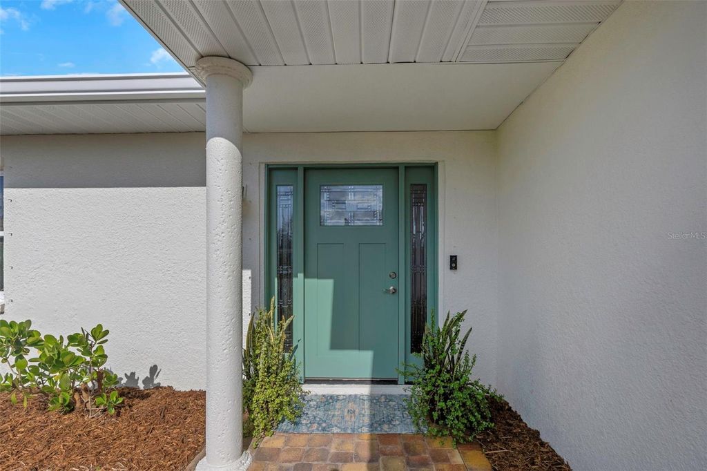 Photo of 2801 Miriam Street S, Gulfport, FL 33711 (MLS # TB8465129)