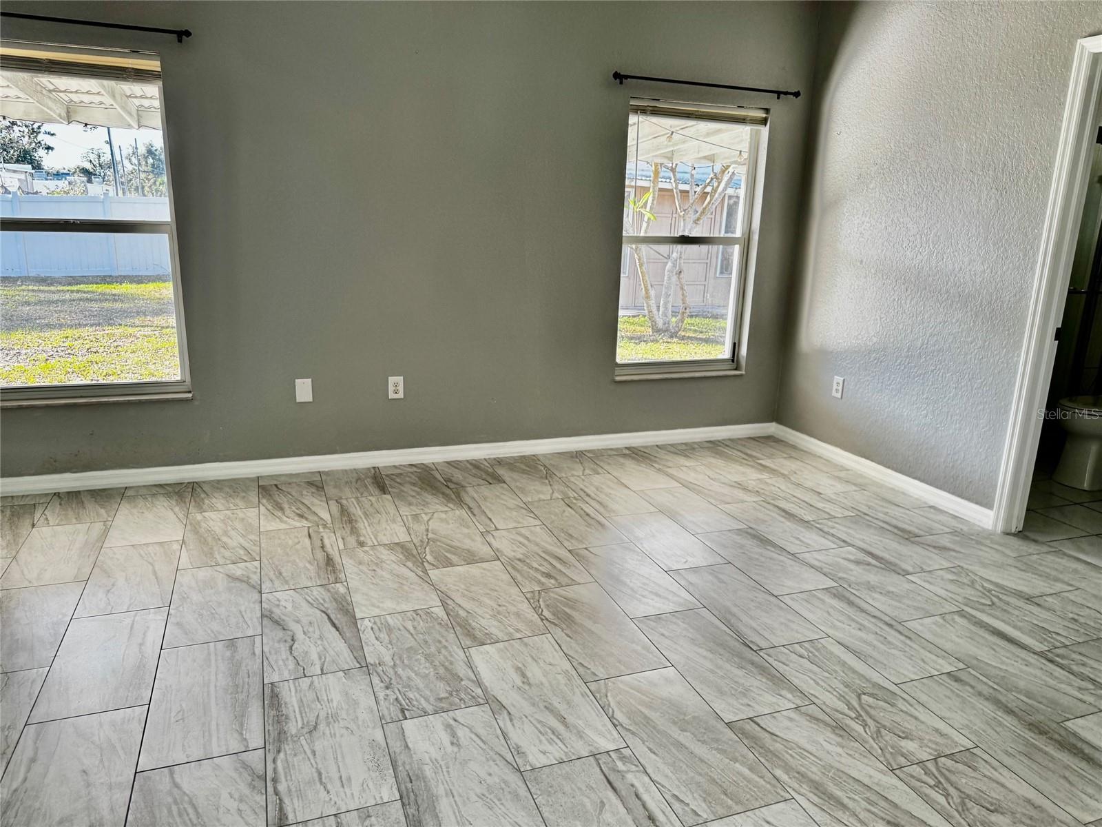 PINELLAS PARK - Residential Lease