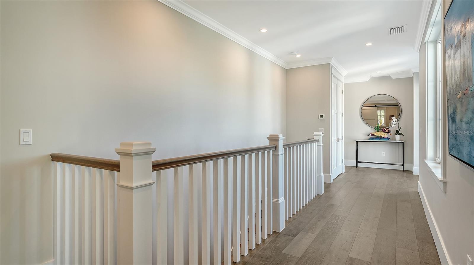 PARADISE SHORES - Residential