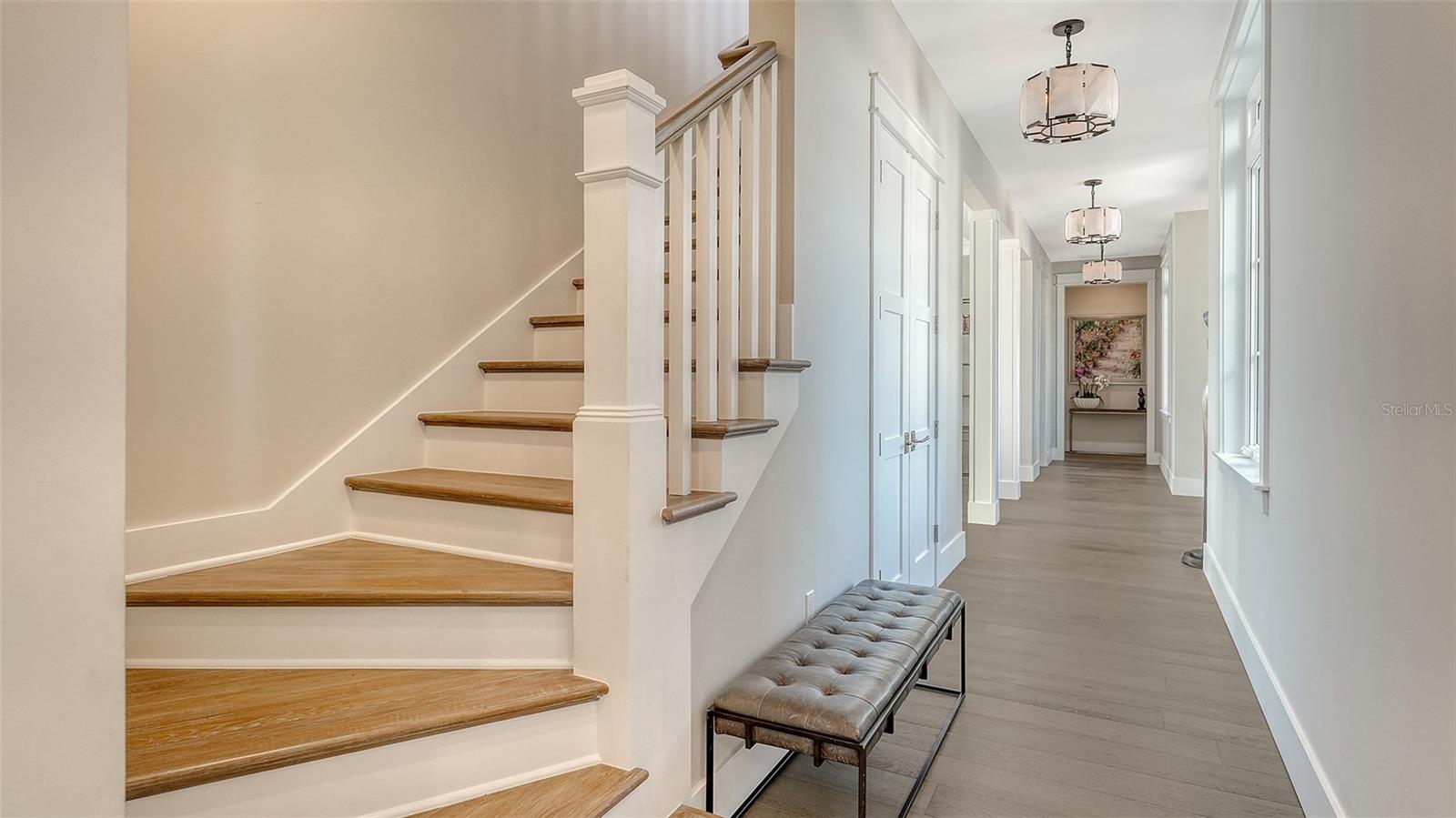 PARADISE SHORES - Residential