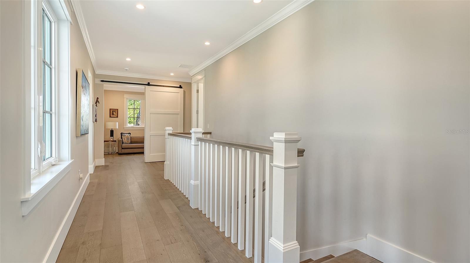 PARADISE SHORES - Residential