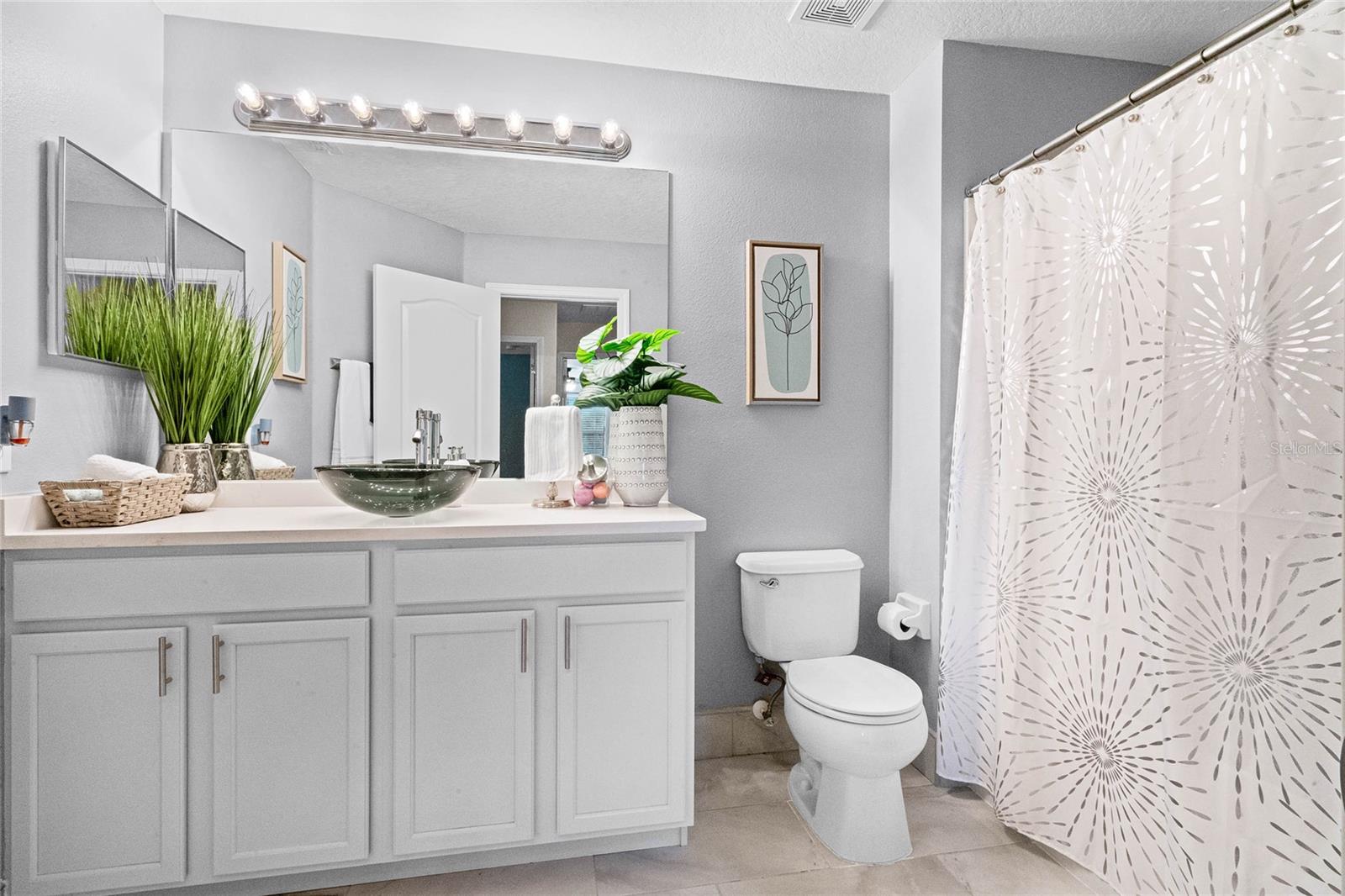 WYNDHAM LAKES ESTATES - Residential