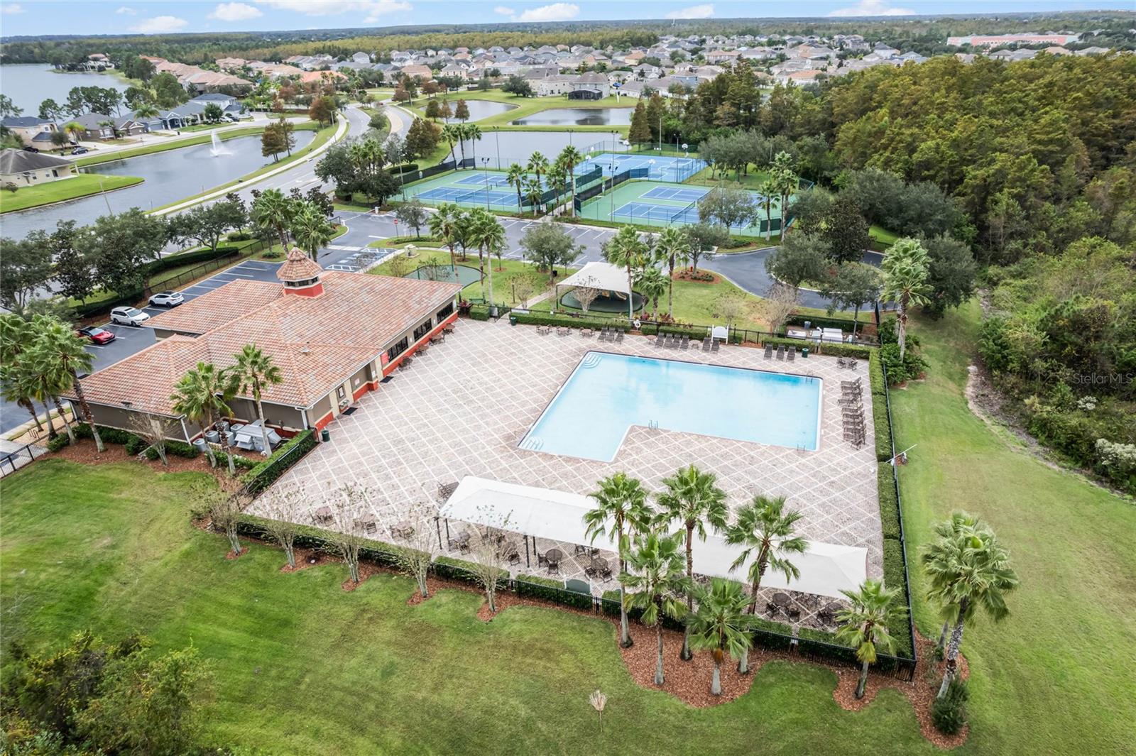WYNDHAM LAKES ESTATES - Residential