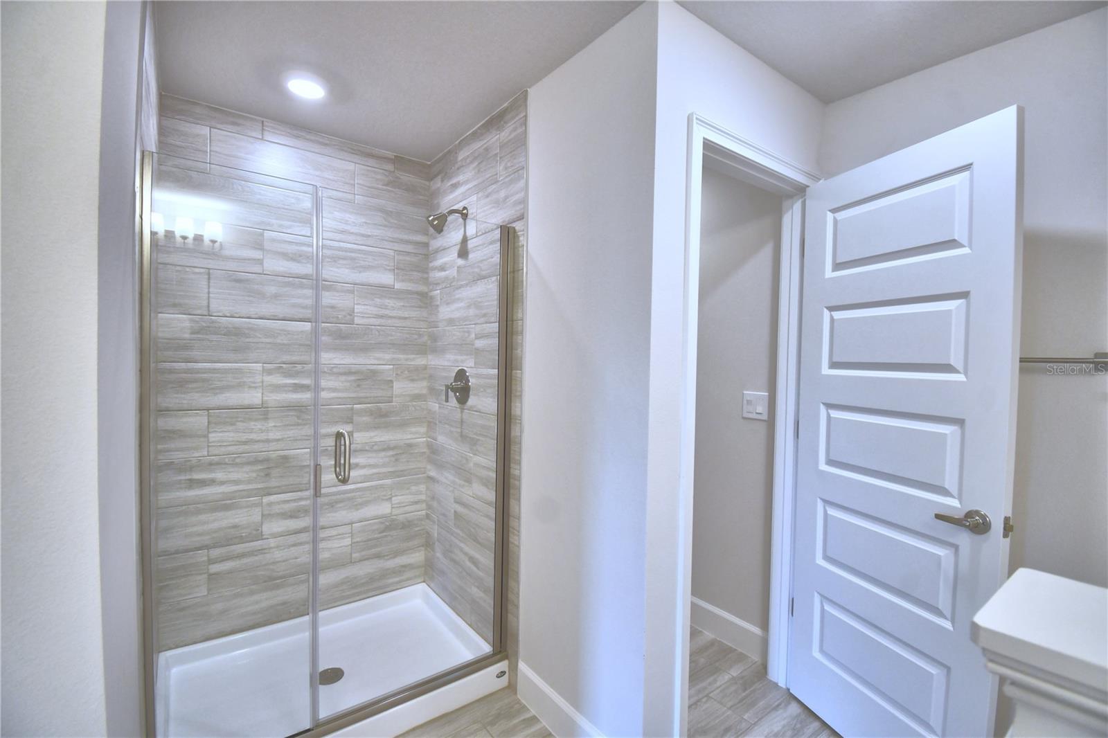 LAKE JULIANA ESTATES - Residential