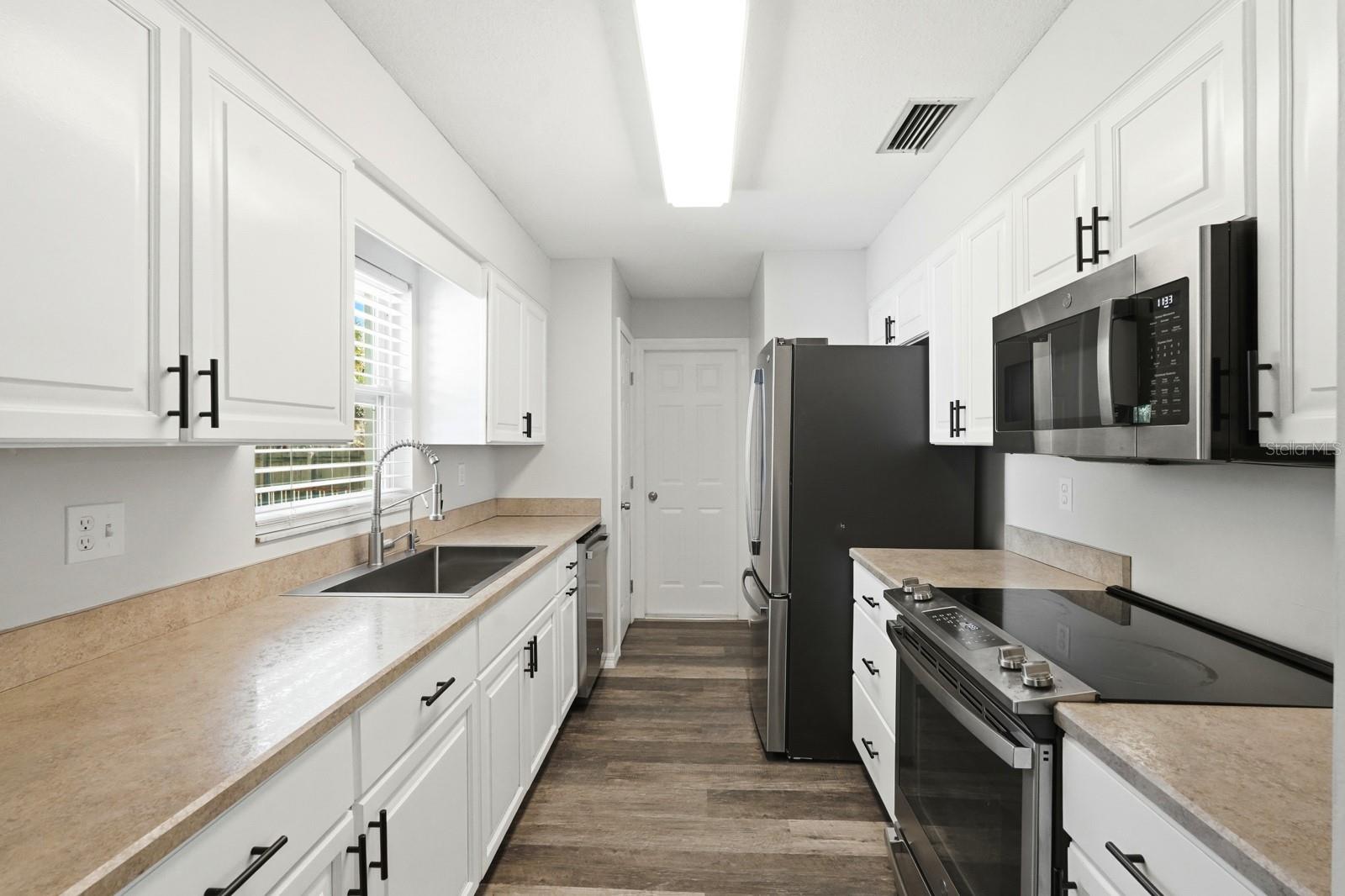 OLIVER ESTATES - Residential