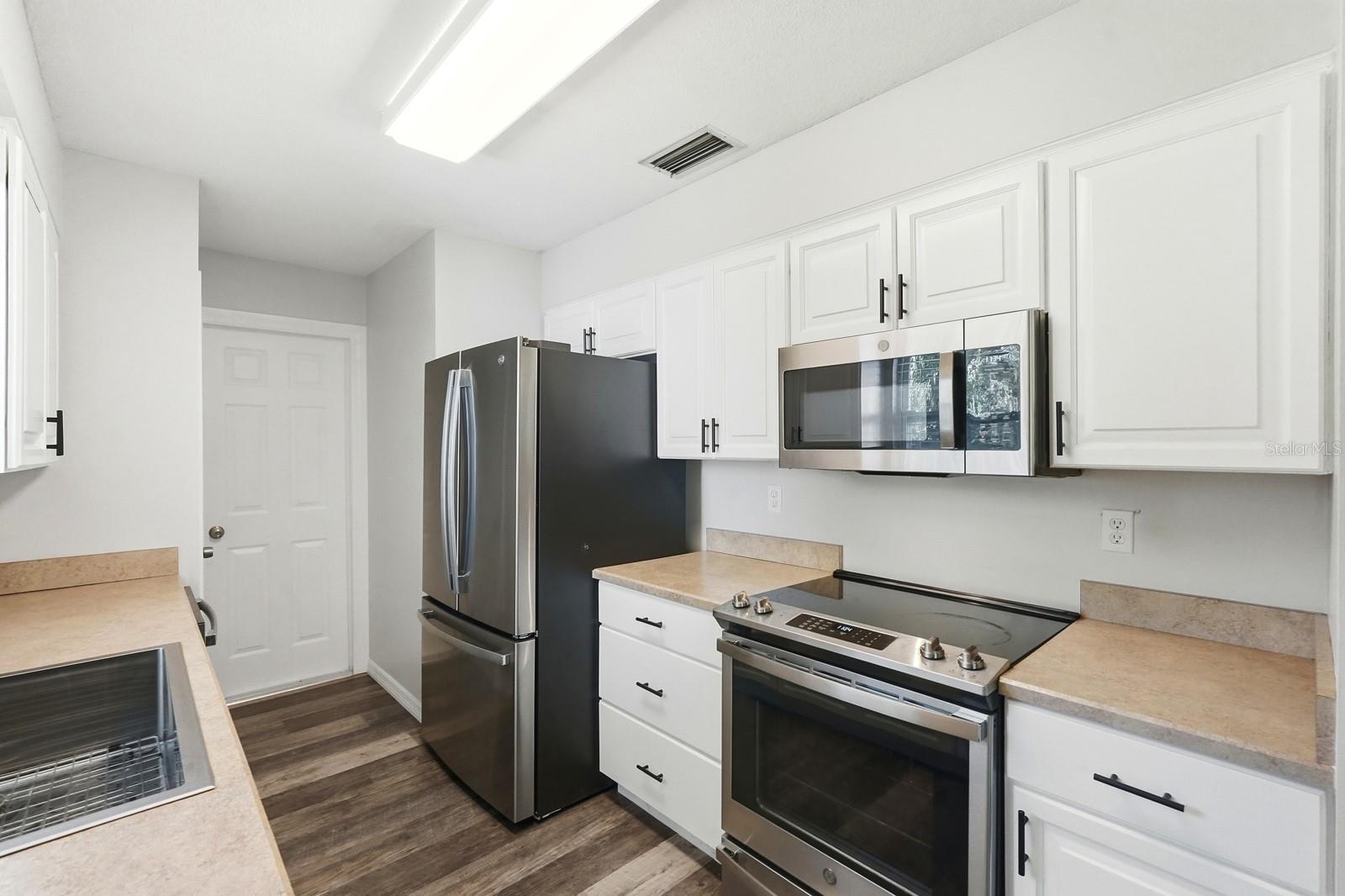 OLIVER ESTATES - Residential