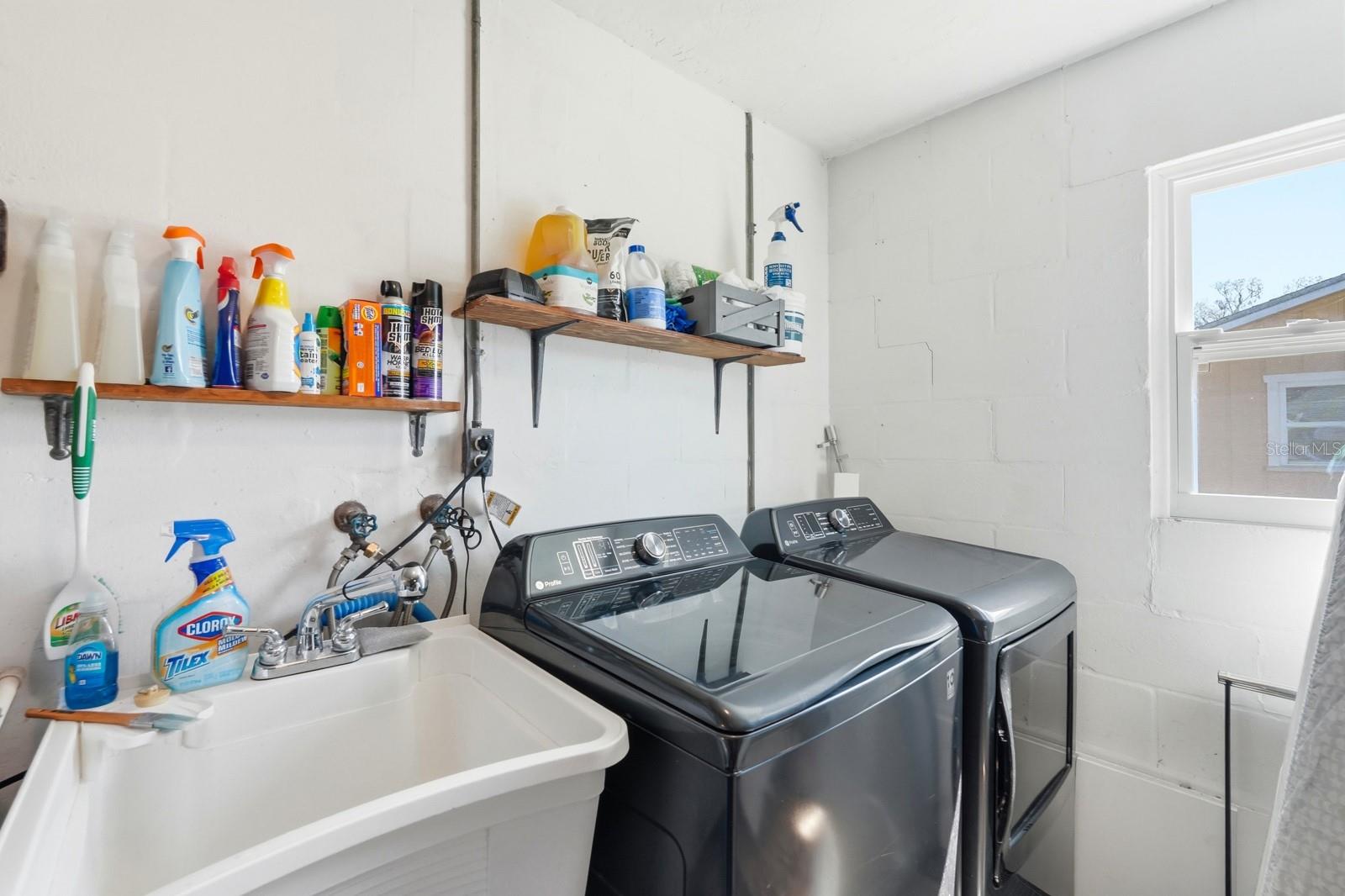 OLIVER ESTATES - Residential