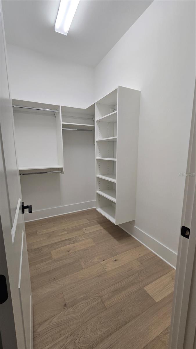 DAVIS ISLANDS - Residential