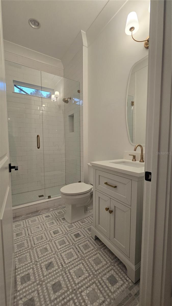 DAVIS ISLANDS - Residential