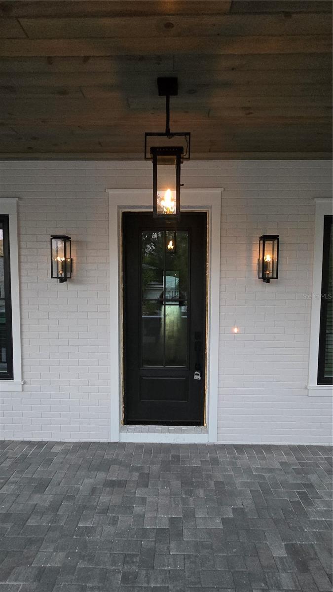 DAVIS ISLANDS - Residential