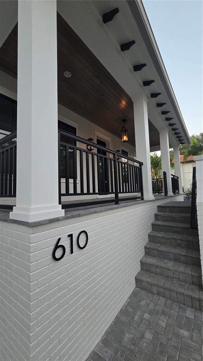 DAVIS ISLANDS - Residential