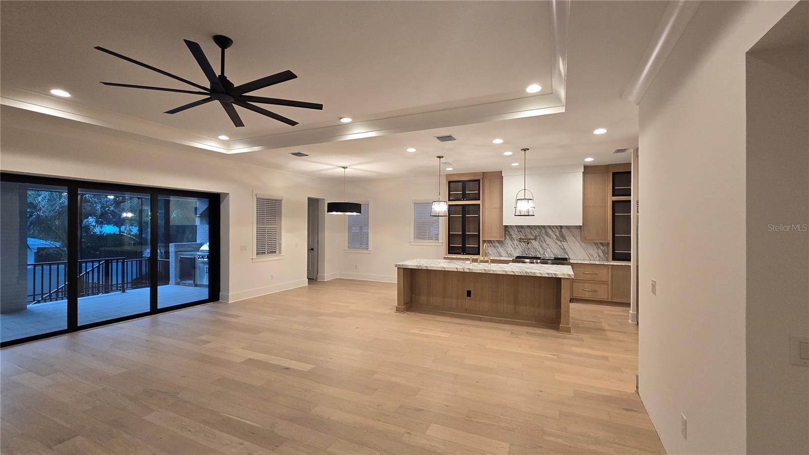 DAVIS ISLANDS - Residential