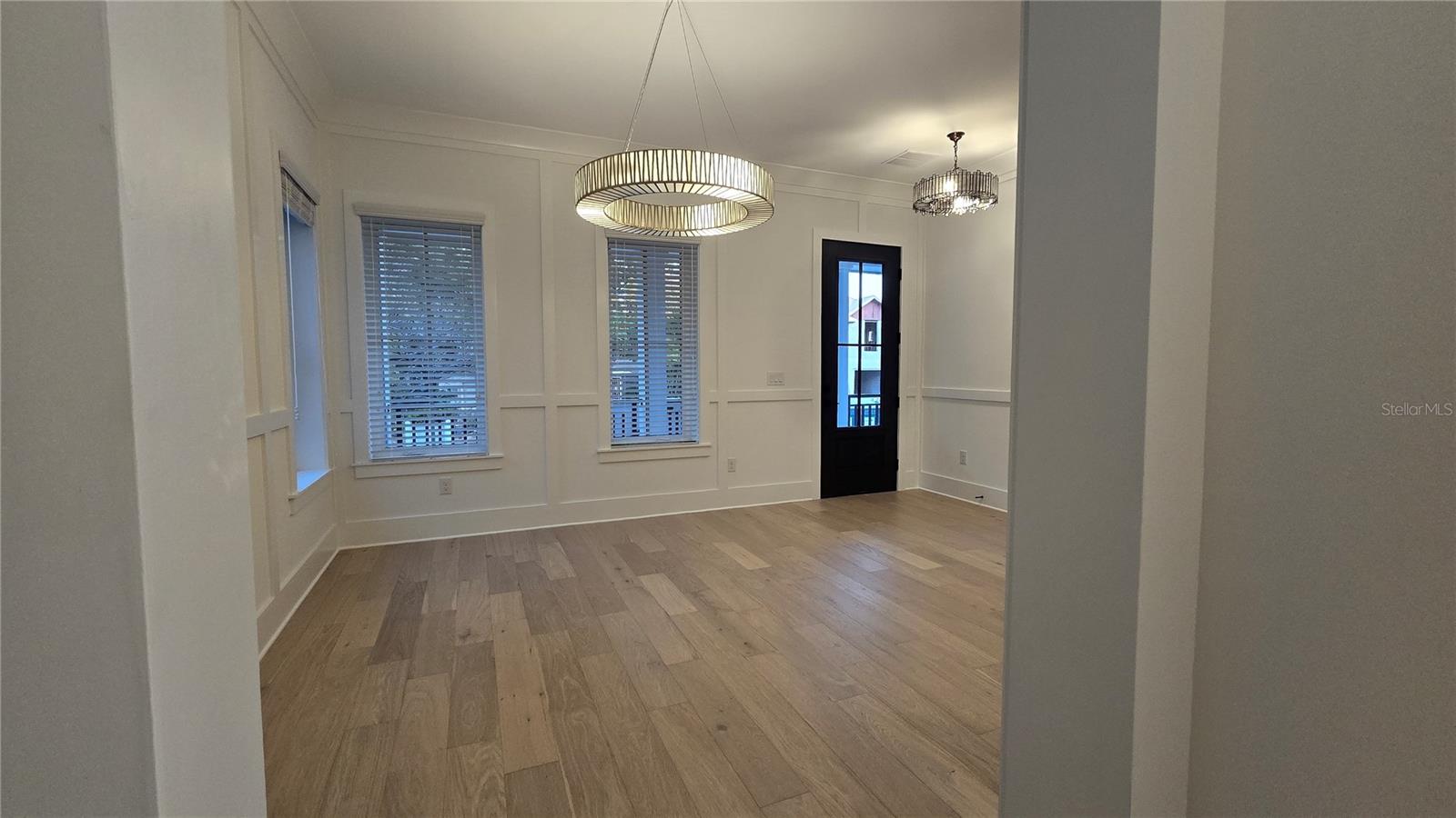 DAVIS ISLANDS - Residential