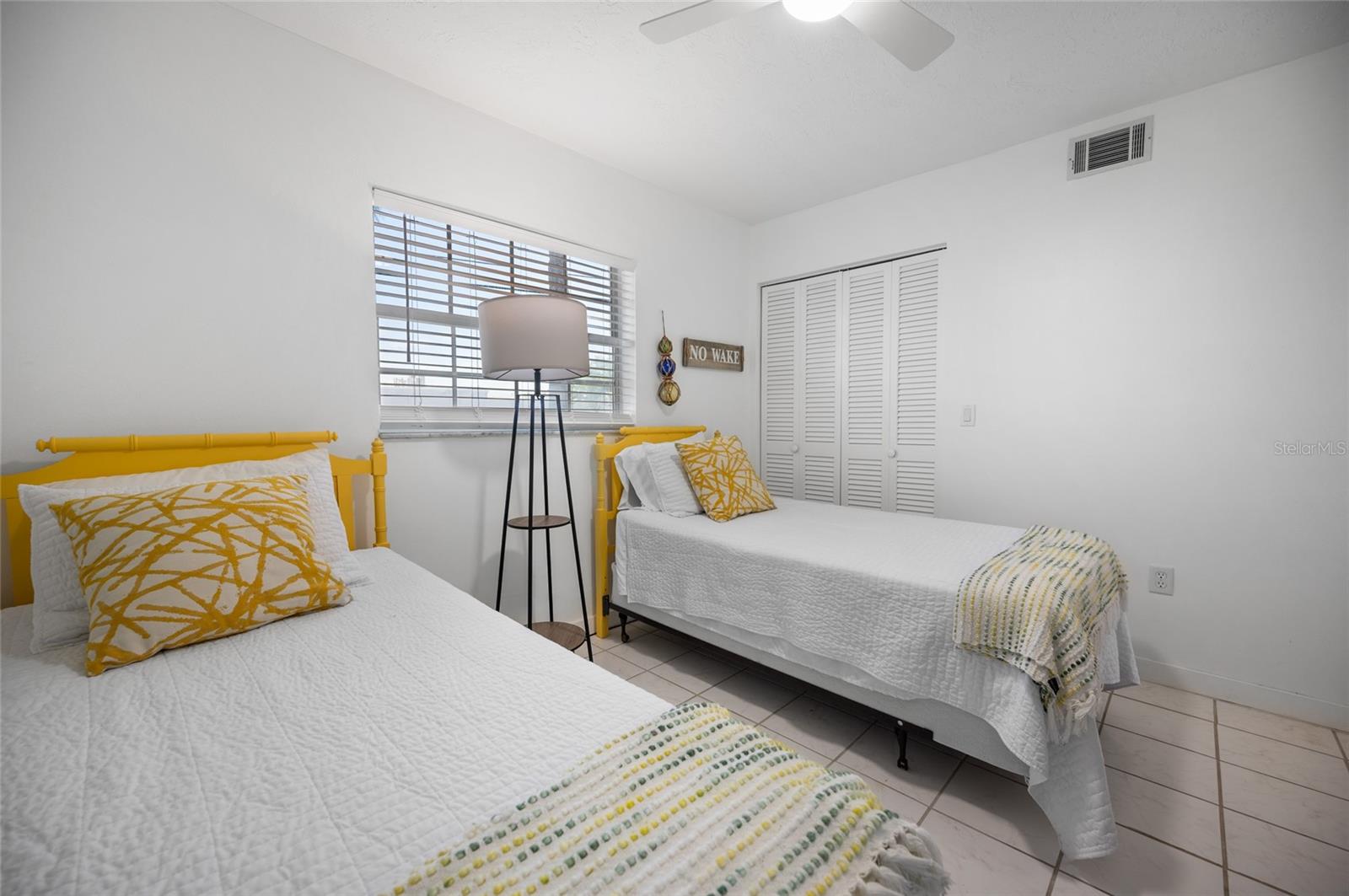 PALM MANOR - Residential