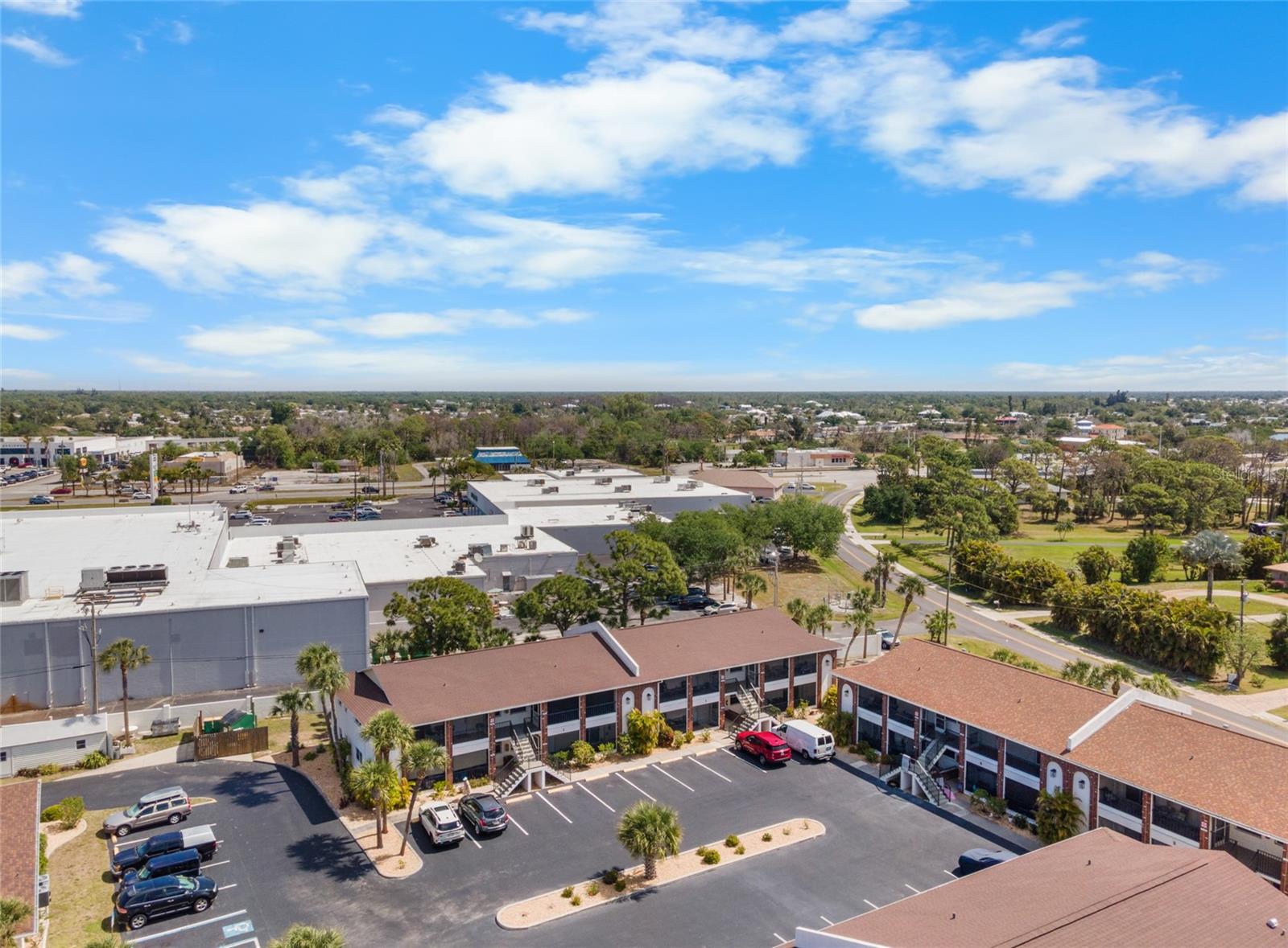 PALM MANOR - Residential