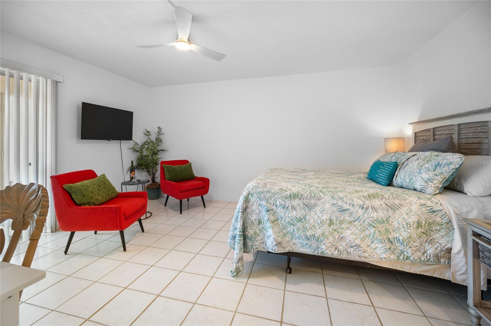 PALM MANOR - Residential