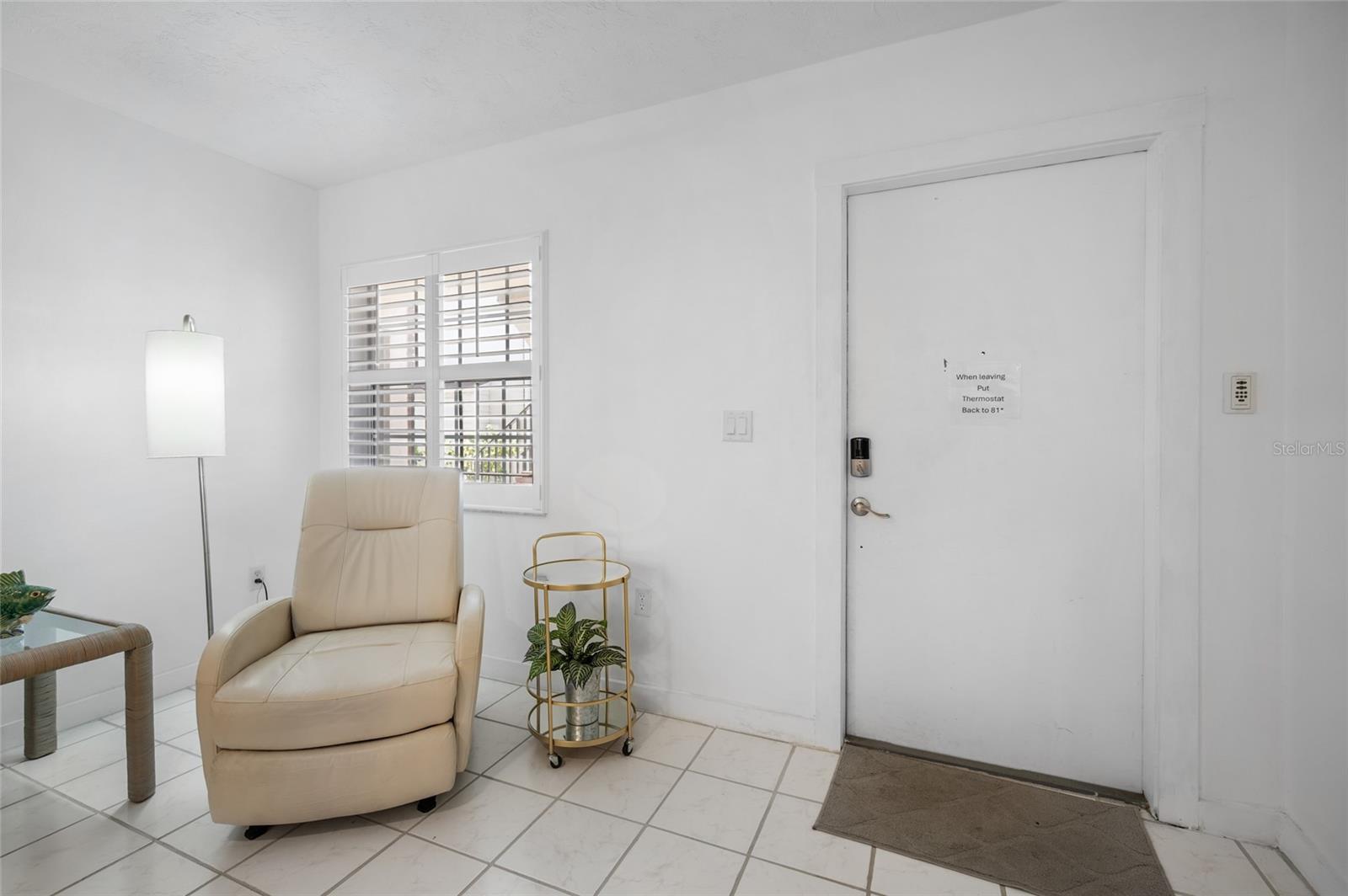 PALM MANOR - Residential