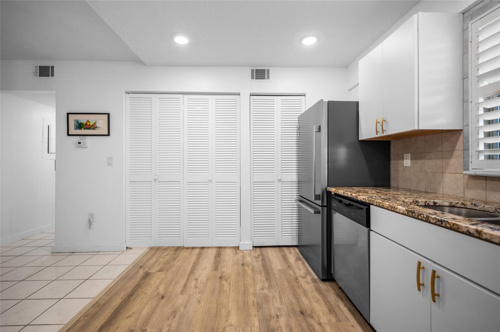 PALM MANOR - Residential