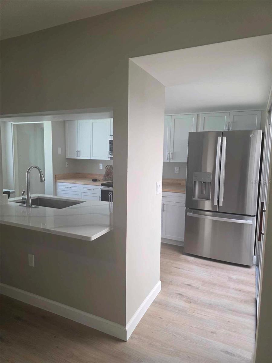 CHATEAU VILLAGE CONDO 01 - Residential