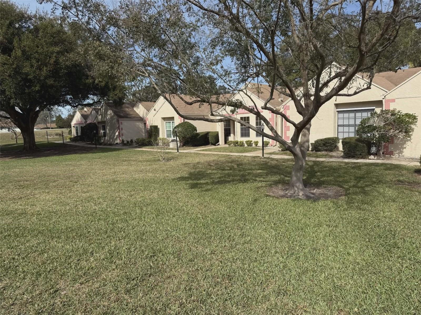 CHATEAU VILLAGE CONDO 01 - Residential